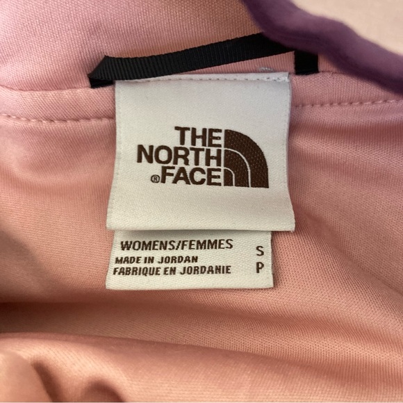 NWOT The North Face insulated pullover - Picture 3 of 5